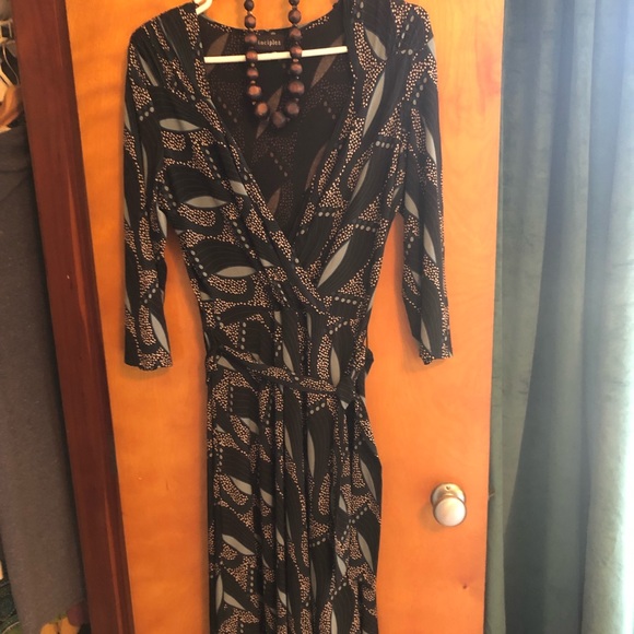 Wrap dress with beautiful pattern, size 12 - Picture 1 of 3